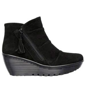Skechers Parallel-Triple Threat Wedge Booties